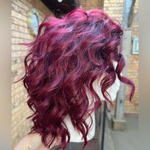 Renee of Paris Orchid Collection synthetic wavy wig in Plum Dandy